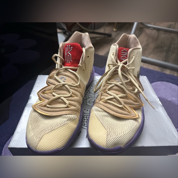 Kyrie 5 Concepts - Picture 1 of 6